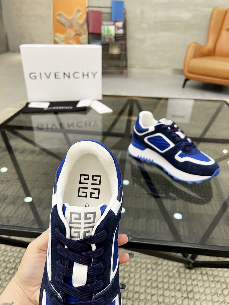 Givenchy Sneakers